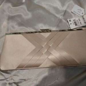 INC INTERNATIONAL CONCEPTS KELSIE SMALL CLUTCH